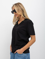 Czarny damski t-shirt basic o klasycznym kroju