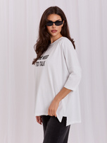 Biała bluzka z napisami Olivia RUE PARIS